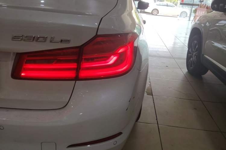 Used BMW 5 Series New Energy 2020 Mileage Upgrade Version 530Le Luxury Package