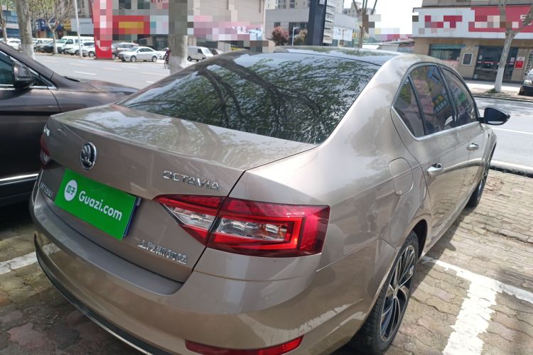 Used Skoda Octavia 2018 TSI280 DSG Luxury Edition
