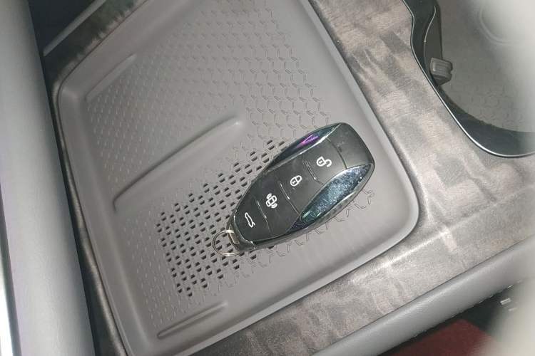 Used Hongqi Tiangong 08 2025 680 Ultra Four-Wheel-Drive Version