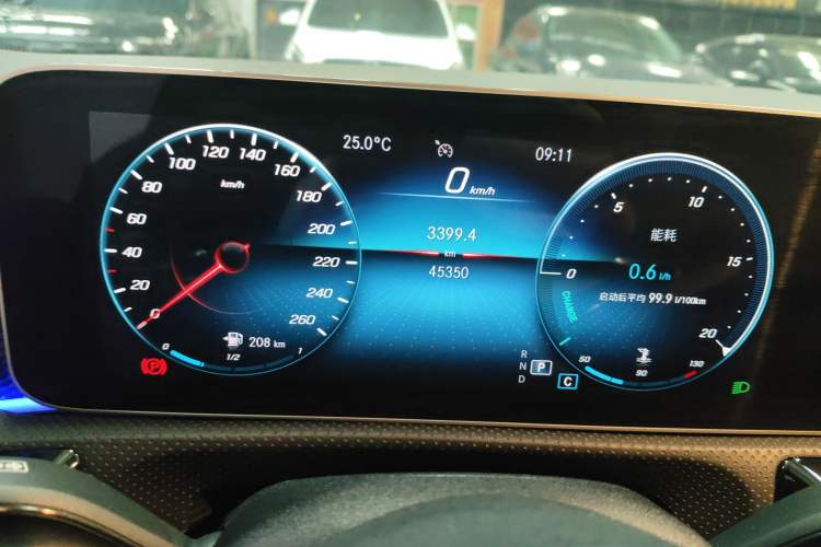 Used Mercedes-Benz A-Class 2020 Restyled A 200 L Sport Sedan Fashion Version
