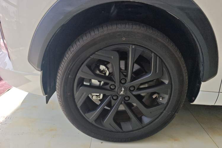 Used JAC QX PHEV 2023 120km Enjoyment Edition Left Front Wheel Hub
