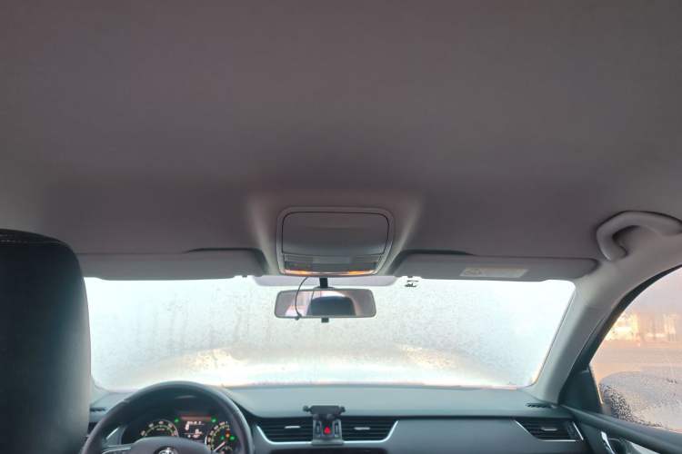 Used Skoda Octavia 2019 1.5L Automatic SmartDrive Comfort Edition China VI Standard