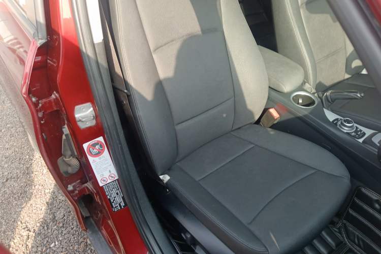 Used BMW X1 2014 sDrive18i Leading Model Right Front Seat