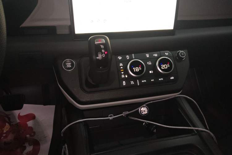 Used Land Rover Defender 2020 110 P400 SE