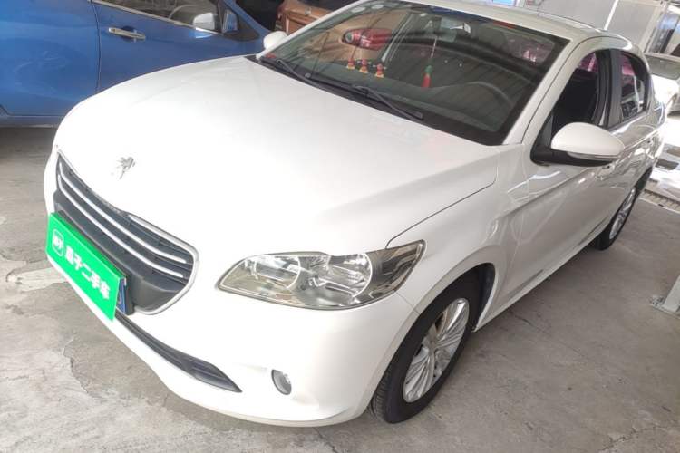 Ojetý Peugeot 301 2016 1.6L Manual Comfort Edition