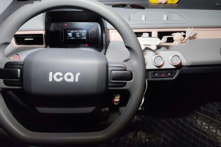 Used Chery New Energy QQ Ice Cream 2022 120km Milkshake Phosphate Lithium-Iron Audio And AC Panel