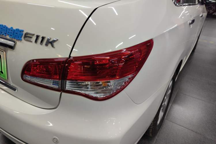 Used Dongfeng Junfeng E11K 2021 57.757 kWh Charging Version
