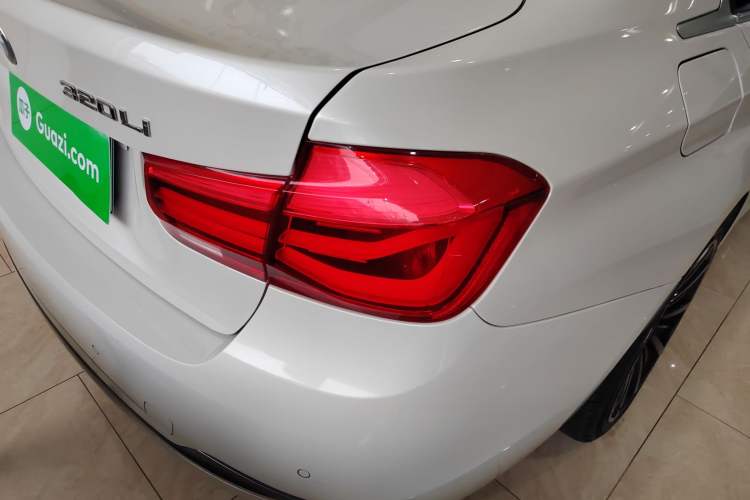 Used BMW 3 Series 2019 320Li Fashion Model
