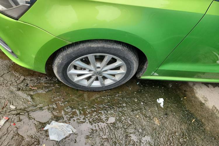 Used Volkswagen Polo 2014 1.6L Automatic Luxury Edition
