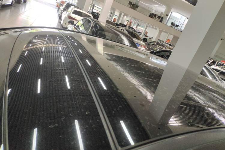 Used Mercedes-Benz E-Class 2023 E 300 L Stylish Model Roof