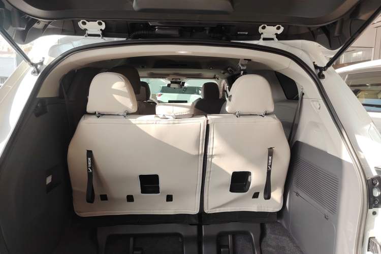 Used Toyota Sienna 2024 2.5L Hybrid Comfort Edition