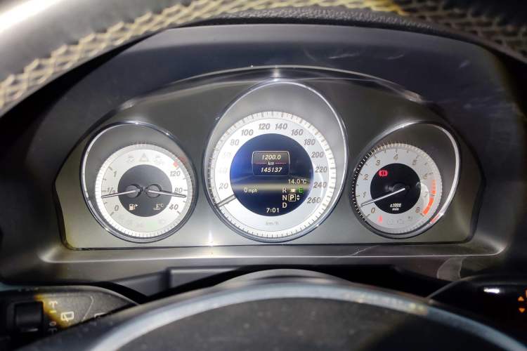 Used Mercedes-Benz GLK-Class 2013 GLK 300 4MATIC Fashion Model