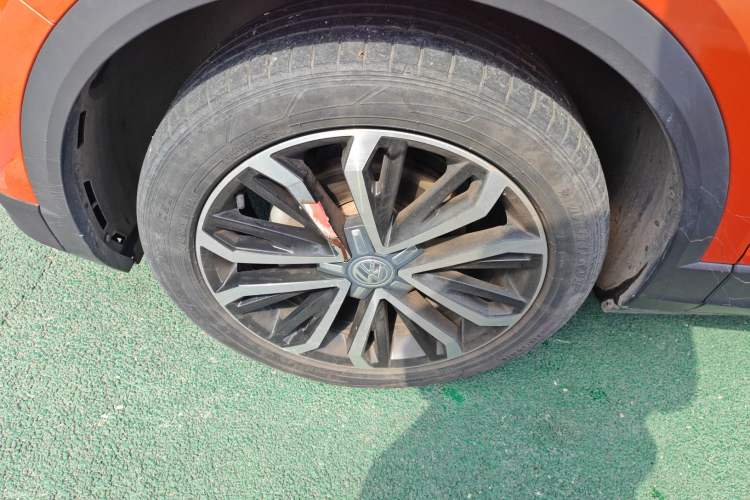 Used Volkswagen T-ROC 2018 280TSI DSG Two-Wheel-Drive Comfort Version China V Standard