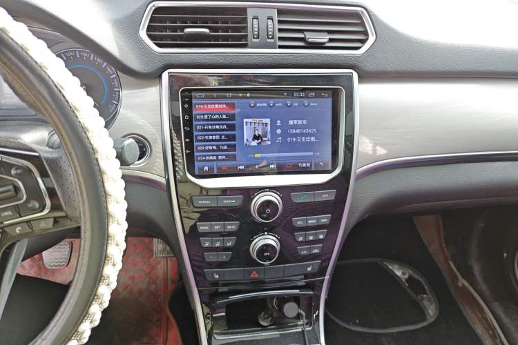 Used Haval H2 2017 Red-Label 1.5T Manual Two-Wheel-Drive Elite Model