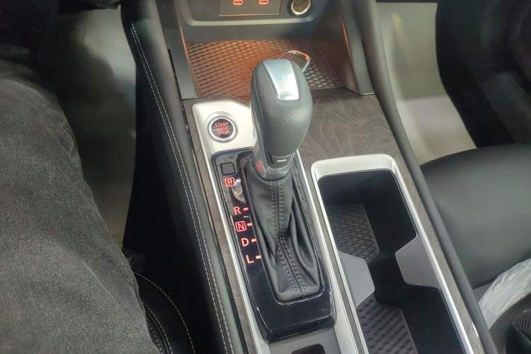 Used Nissan Teana 2025 Model 2.0L XL-TLS Enjoyment Edition
