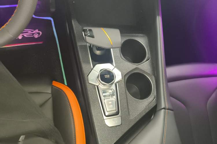 Used CHANGAN UNI-V 2023 1.5T Premium Model