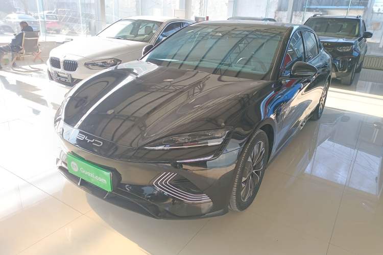 Used BYD Seal 2022 550 km Standard Range Rear-Wheel Drive Prestige Version