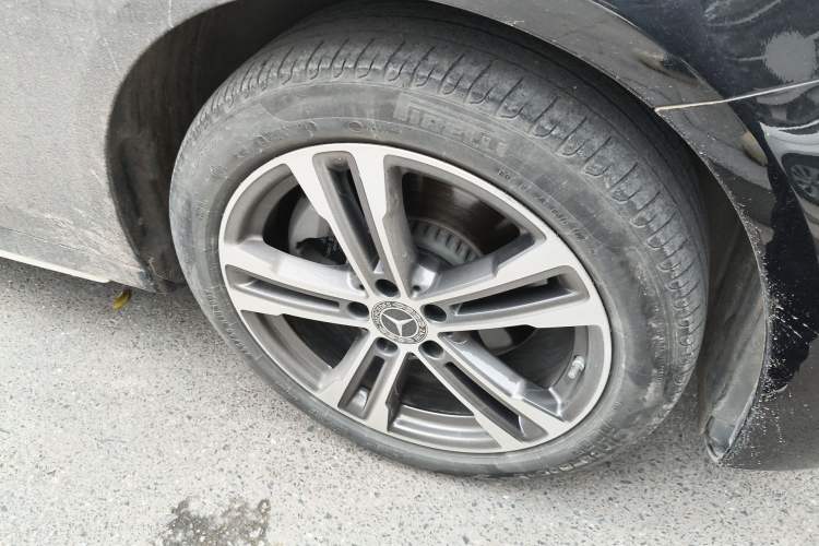 Used Mercedes-Benz E-Class 2022 Second Facelift E 260 L Sport Edition
