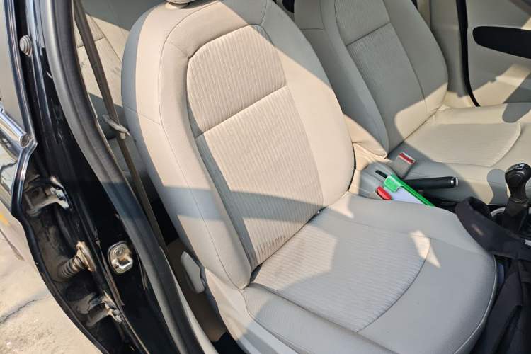 Used Citroen Elysee 2014 1.6L Manual Fashion Edition
