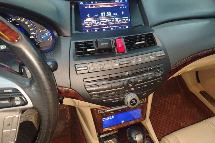 Used Honda Crosstour 2011 3.5L Prestige Edition
