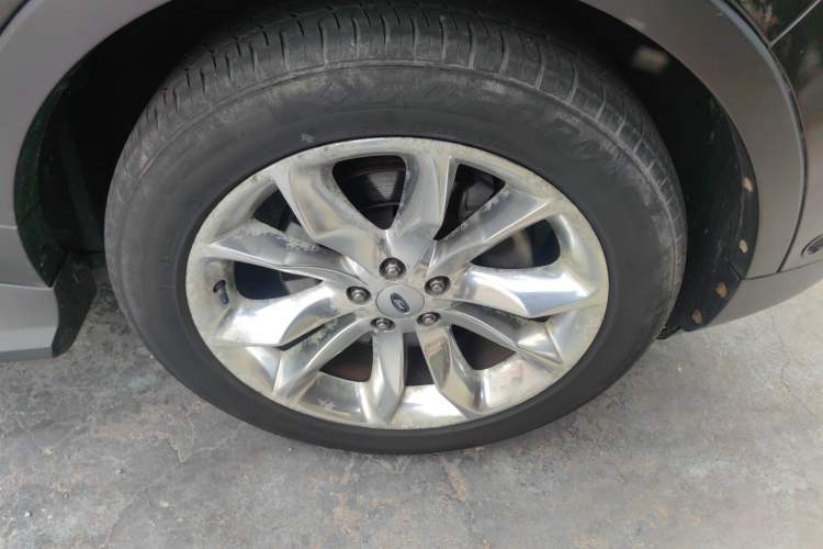 Used Ford Explorer 2013 3.5L Deluxe Model