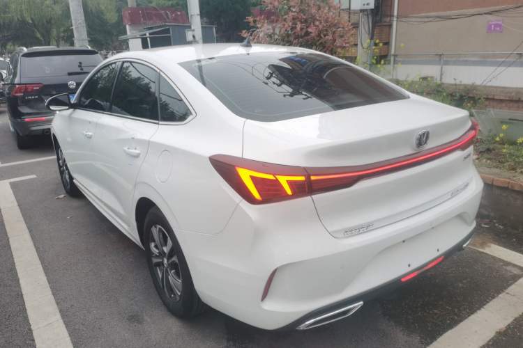 Used CHANGAN Eado 2024 PLUS Blue Whale NE 1.4T GDI DCT High-Energy Edition Rear Left 45 Deg