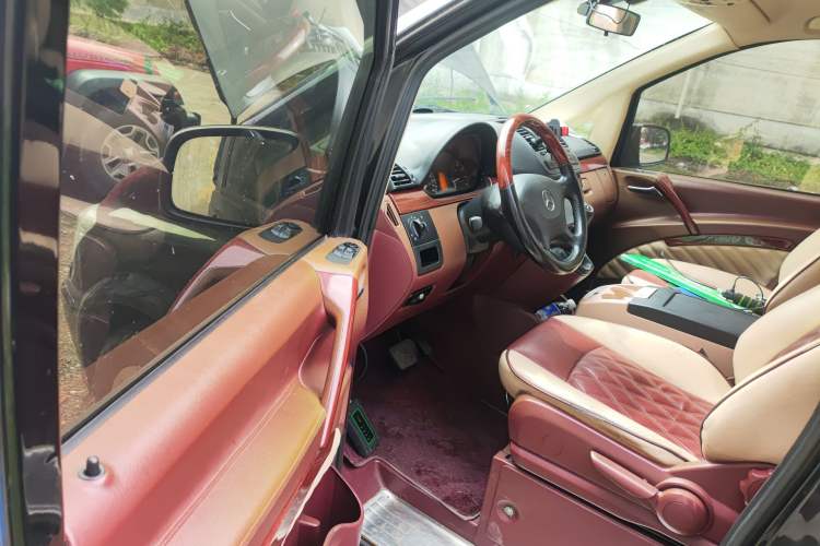 Used Mercedes-Benz Vito 2013 3.0L Elite Edition