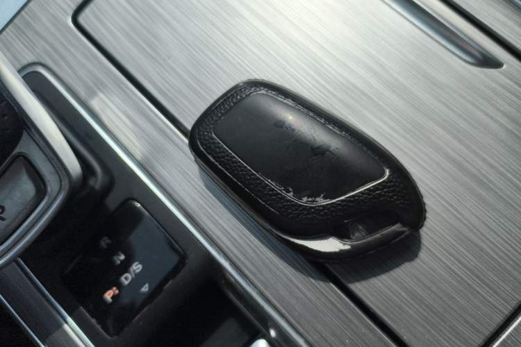 Used Roewe RX5 2020 PLUS 300TGI Automatic Ali National Style Ronglin Edition