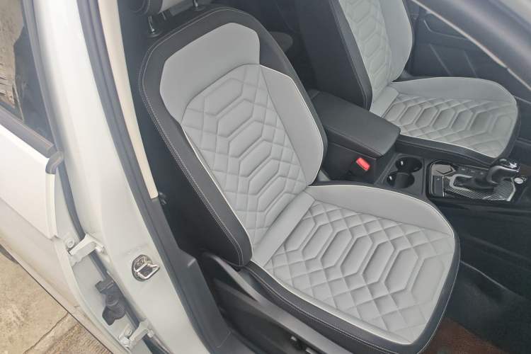 Used Volkswagen Tayron 2025 Zhongxiang Version 330TSI Right Front Seat