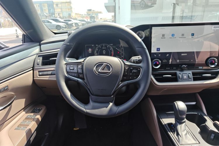 Used Lexus ES 2025 200 Premium Edition Steering Wheel