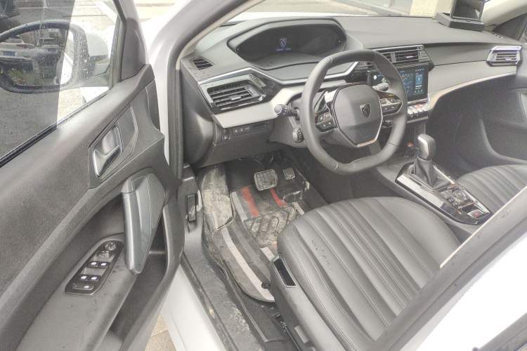 Used Peugeot 408 2024 360THP "Da Da" Edition – Romani Version Driver Seat