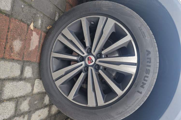 Used Roewe RX5 2019 20T Two-Wheel Drive Automatic Ali Smart Connectivity Platinum Edition
