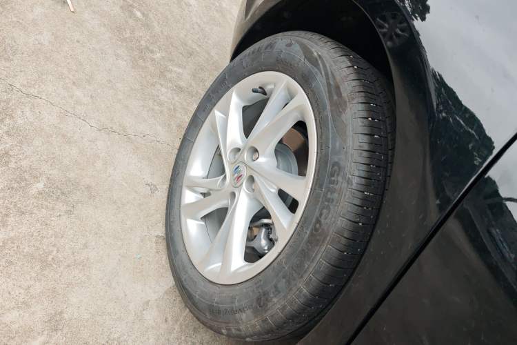 Used Buick Regal 2024 Revised 25T Ultra-Comfort Edition Exterior 5