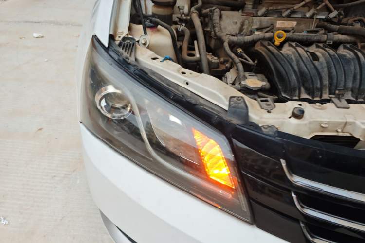 Used Geely Auto Emgrand 2014 Sedan 1.5L Manual Fashion Edition
