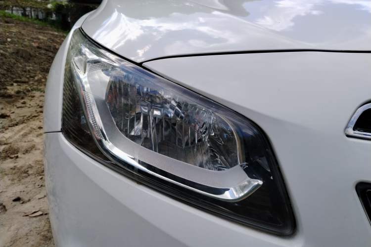 Used Chevrolet Cruze 2015 1.5L Classic SE MT Right Front Headlight