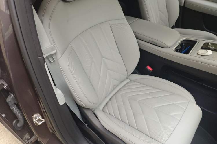 Used Nio ES6 2025 75 kWh
