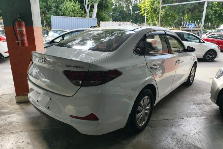 Used Hyundai Celesta 2017 1.6L Automatic Enjoyment Version GLS