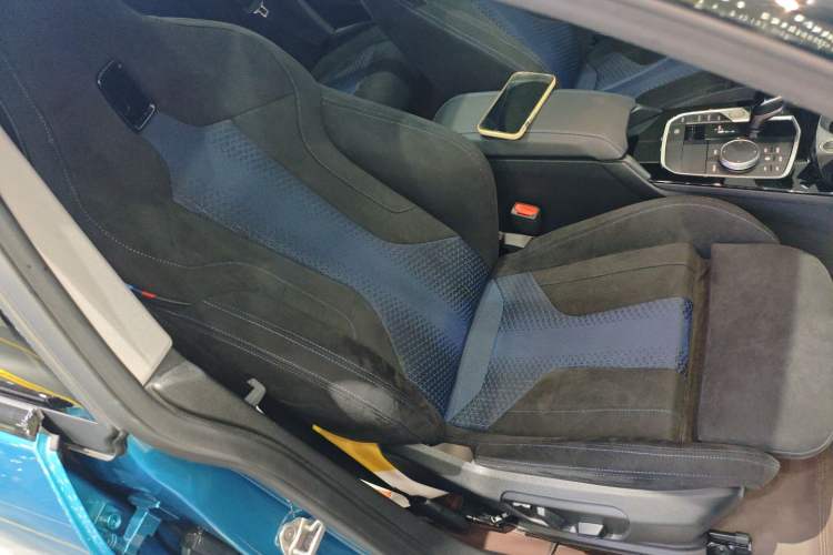 Used BMW 2 Series (Import) 2023 Facelifted 225i Four-Door Coupe M Sport Night Edition Package