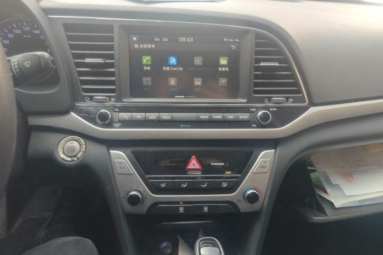 Used Hyundai Elantra (6th Generation / Lingdong) 2016 1.6L Automatic ZhiXuan – Elite Version Audio And AC Panel