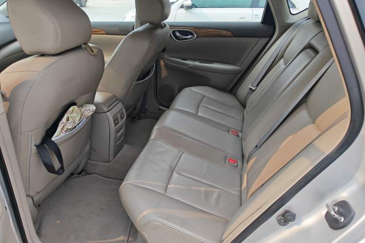 Used Nissan Sylphy 2014 1.6XV CVT Deluxe Edition
