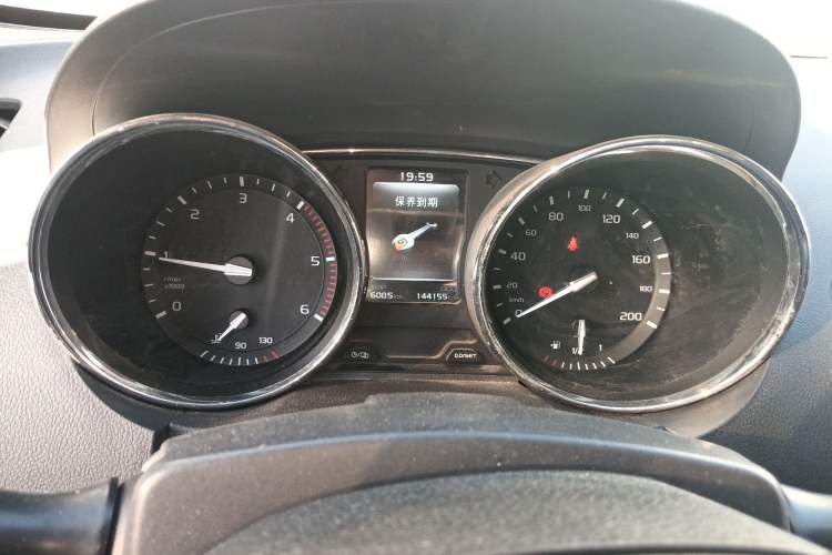 Used Isuzu TAGA 2018 3.0T Two-Wheel Drive Ultra-Luxury Version