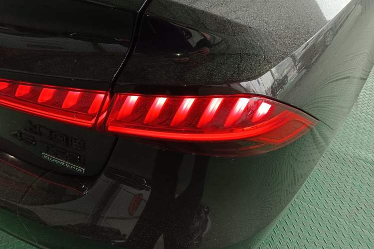 Used Audi A7L 2024 45 TFSI quattro Black Warrior Edition
