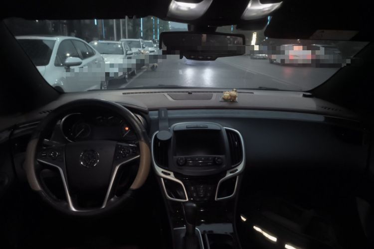 Used Buick LaCrosse 2014 2.0T SIDI Elite Tech Version Headliner