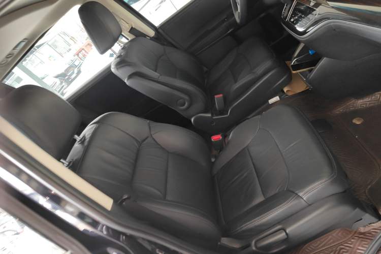 Used Honda Odyssey 2019 2.0L Rui·Smart Edition Right Front Seat