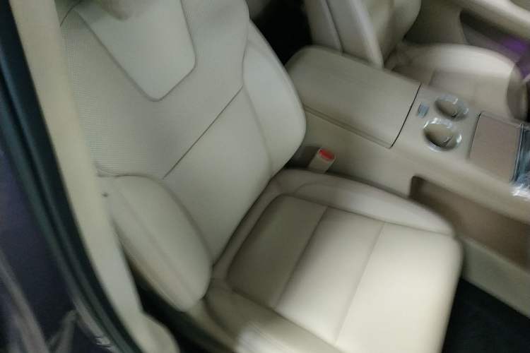 Used Hima AITO M5 2025 Extended-Range Ultra All-Wheel-Drive Version
