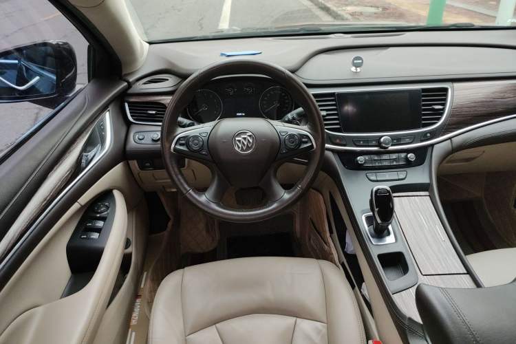 Used Buick LaCrosse 2018 20T Leading Model
