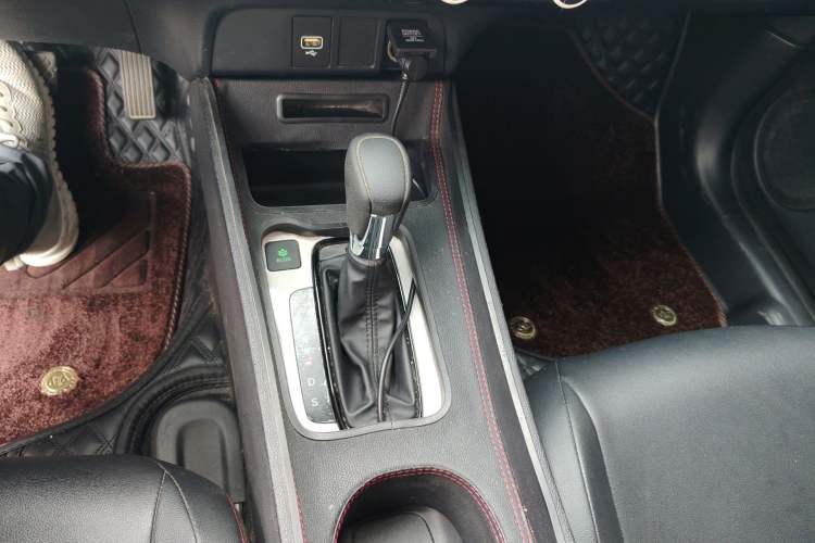 Used Honda Fit 2023 1.5L CVT Trend Edition Gear Lever