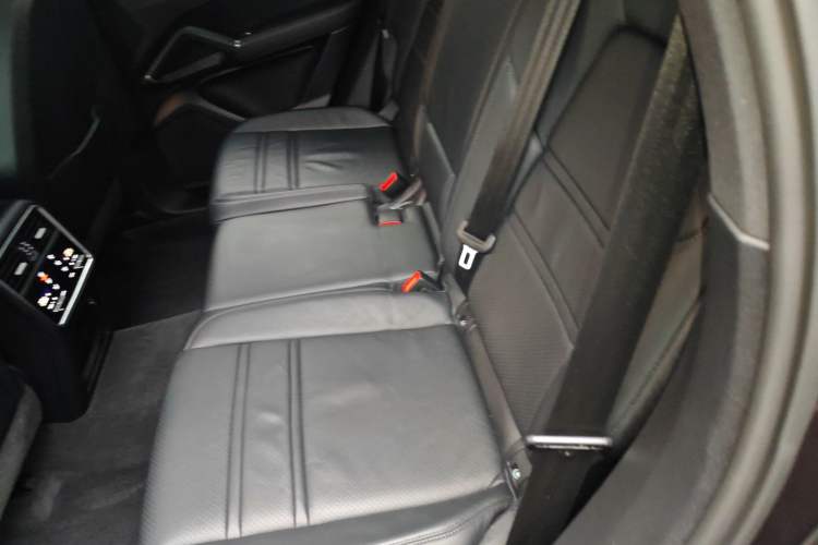 Used Porsche Cayenne E-Hybrid 2019 Cayenne E-Hybrid 2.0T
