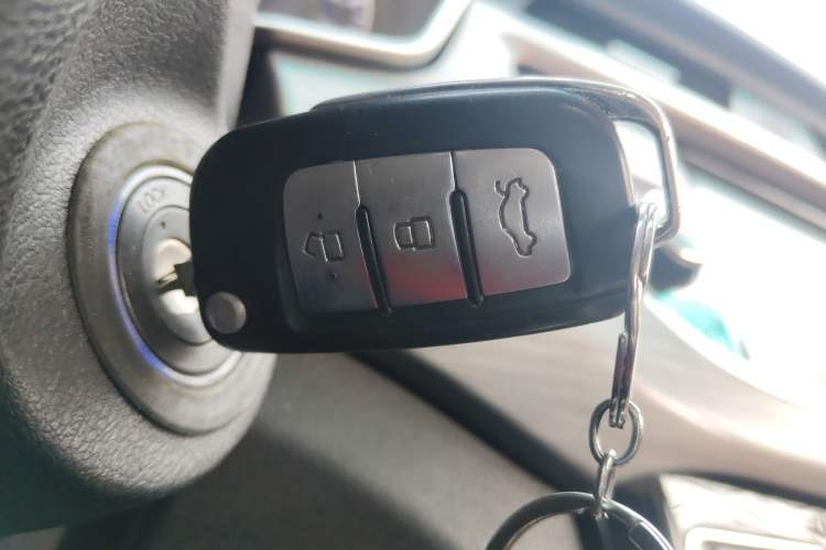 Used Geely Auto Vision X3 2017 1.5L Manual Elite Model