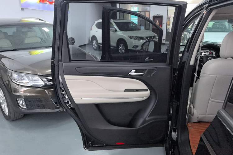 Used GAC Trumpchi M6 2019 270T DCT Elite Edition (7-seater) China VI